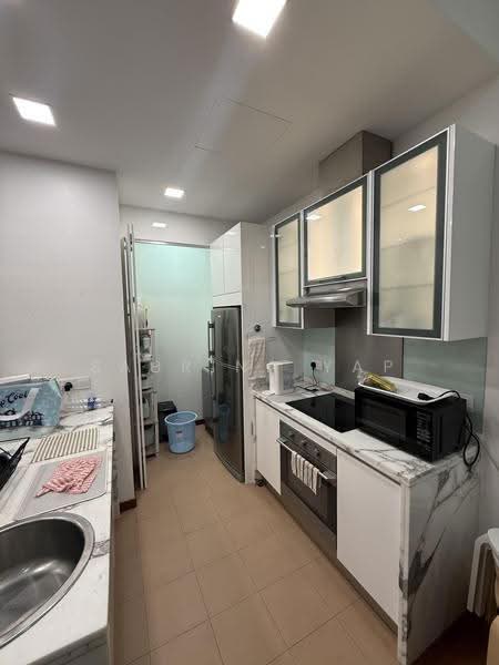 Kediaman Servis untuk Disewa di Straits Quay (The Suites at Waterside) - Sabrina Yap - Kitchen - PropertyGuru.com.my