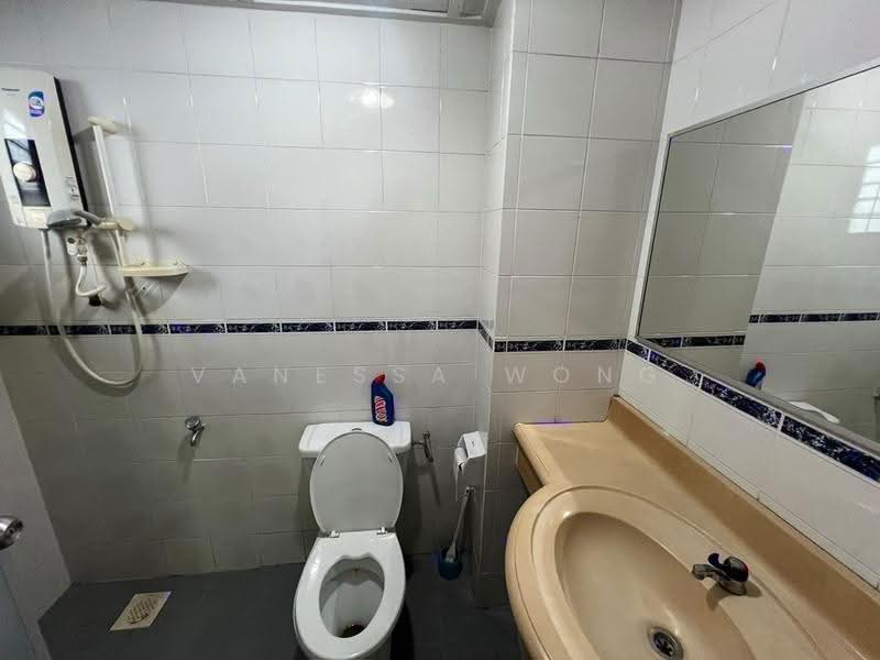 Kondominium untuk Dijual di Greenpark - Vanessa Wong - Bathroom - PropertyGuru.com.my
