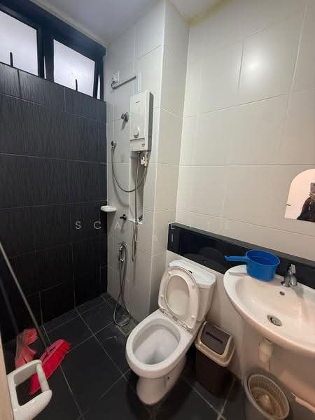 Service Residence for Rent at Sky Peak Residences - Scarlette Lai - Bathroom - PropertyGuru.com.my