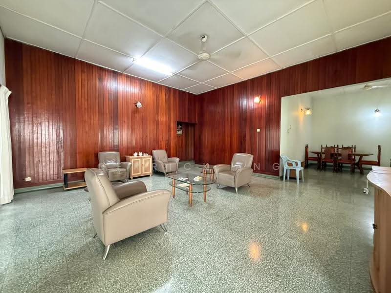 Bungalow House for Sale in Seksyen 12 (Petaling Jaya) - Derrick Ang - Living Room - PropertyGuru.com.my