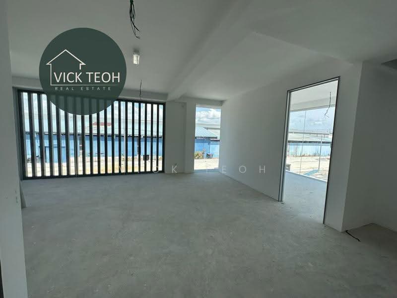 Kilang untuk Disewa di Kawasan Perusahaan Valdor (Sungai Jawi) - Vick Teoh - Living Room - PropertyGuru.com.my