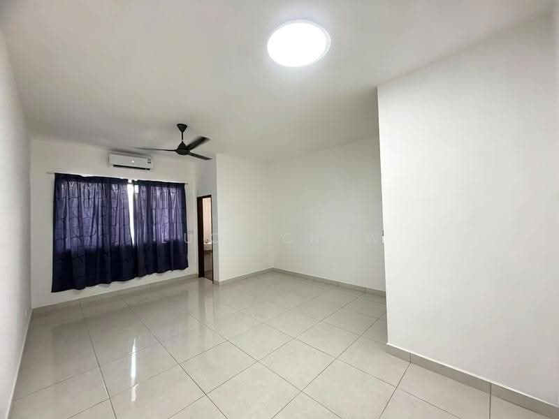 Terraced House for Rent in Rawang (Selangor) - Lucy Chow - Living Room - PropertyGuru.com.my