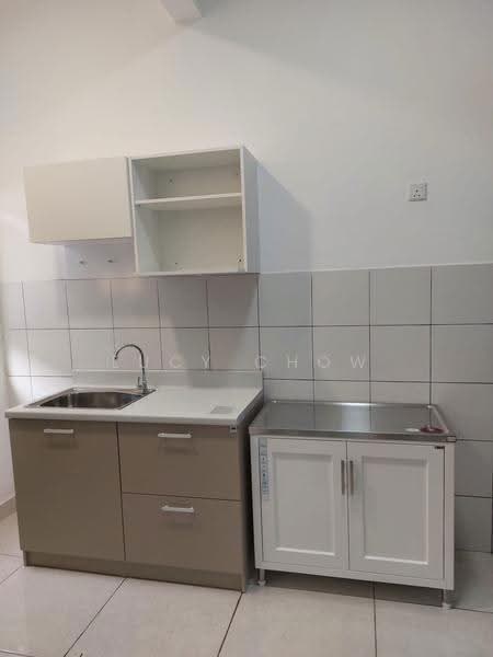 Terraced House for Rent in Rawang (Selangor) - Lucy Chow - Kitchen - PropertyGuru.com.my