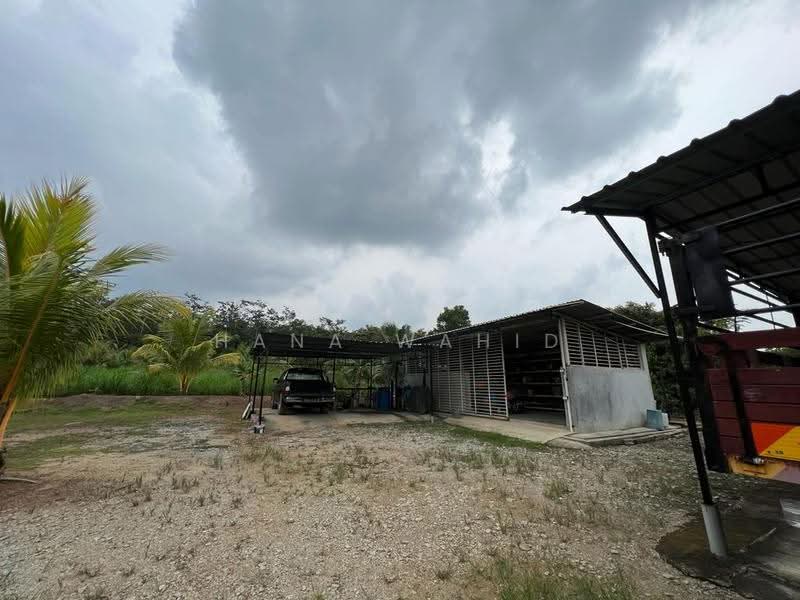 Agricultural Land for Sale in Sungai Petai (Melaka) - Hana Wahid - Exterior - PropertyGuru.com.my