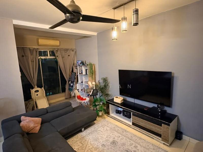 Condominium for Sale at Villa Park - Ivan Tan - Living Room - PropertyGuru.com.my