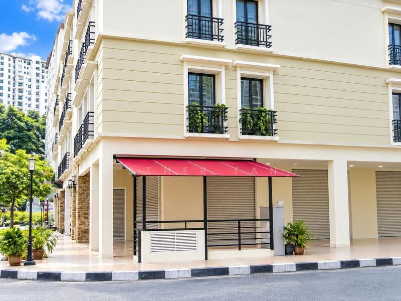Shop for Rent in Jalan Klang Lama (Old Klang Road) (Kuala Lumpur) - Esther Tan - Exterior - PropertyGuru.com.my