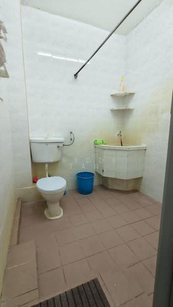 Apartment for Sale at Lahat Court - Freddy Tan - Bathroom - PropertyGuru.com.my