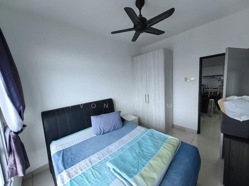 Kediaman Servis untuk Dijual di Pandan Residence 2 - Yvonne Lim - Bedroom - PropertyGuru.com.my