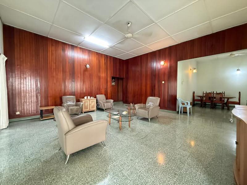 Bungalow House for Sale in Seksyen 12 (Petaling Jaya) - Tom Yip - Living Room - PropertyGuru.com.my