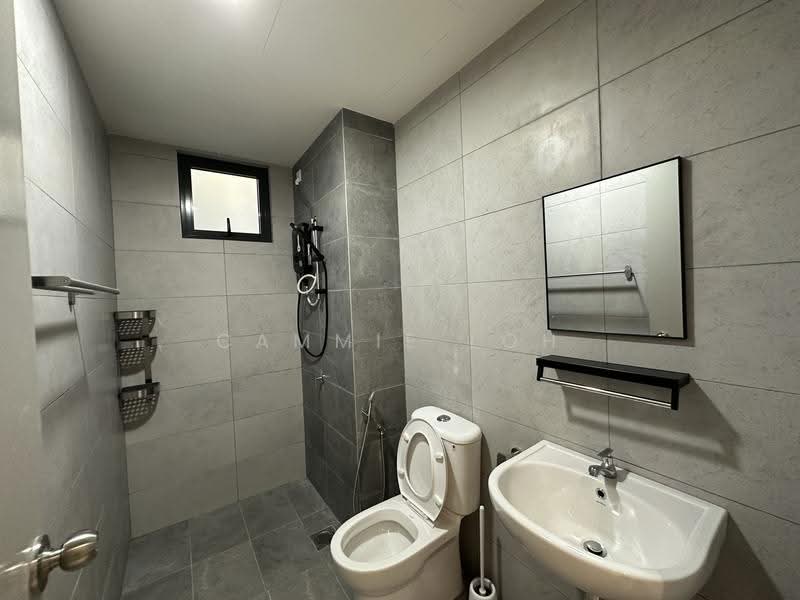 Kediaman Servis untuk Disewa di M Astra - Cammie Loh - Bathroom - PropertyGuru.com.my