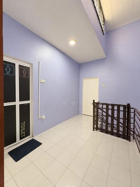 2-storey Terraced House for Sale in Taman Scientex Pasir Gudang (Pasir Gudang) - Sufi Norman - Corridor - PropertyGuru.com.my