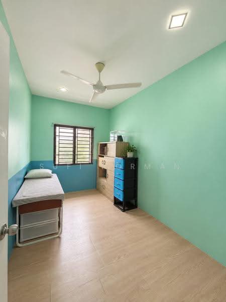 2-storey Terraced House for Sale in Taman Scientex Pasir Gudang (Pasir Gudang) - Sufi Norman - Bedroom - PropertyGuru.com.my