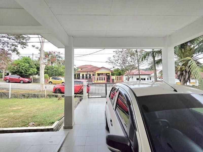 Bungalow House for Sale in Kota Perdana (Seri Kembangan) - Fazri Omar - PropertyGuru.com.my