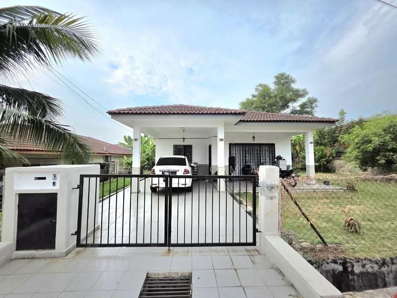 Bungalow House for Sale in Kota Perdana (Seri Kembangan) - Fazri Omar - PropertyGuru.com.my