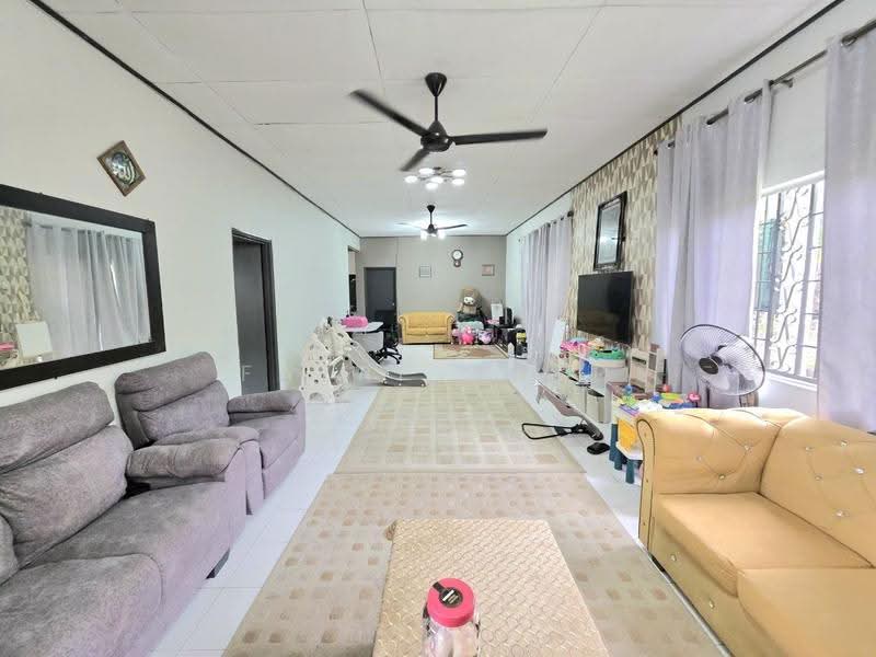 Bungalow House for Sale in Kota Perdana (Seri Kembangan) - Fazri Omar - PropertyGuru.com.my