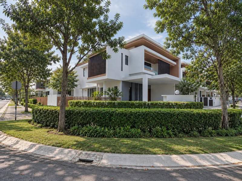 Rumah Teres 2-Tingkat untuk Dijual di Eco Sanctuary (Telok Panglima Garang) - Ravanne Chong - PropertyGuru.com.my
