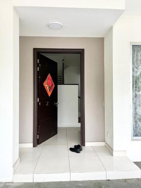 Terraced House for Rent in Bandar Tropicana Aman (Telok Panglima Garang) - Yizhen Lee - Entrance - PropertyGuru.com.my
