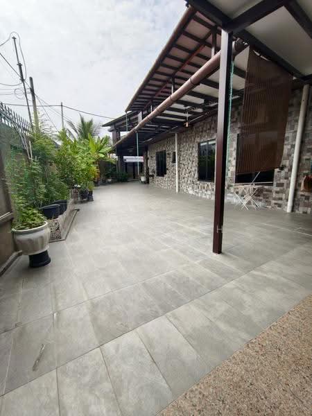 Rumah Teres 1-Tingkat untuk Dijual di Klang (Selangor) - LILY YEOH - Exterior - PropertyGuru.com.my