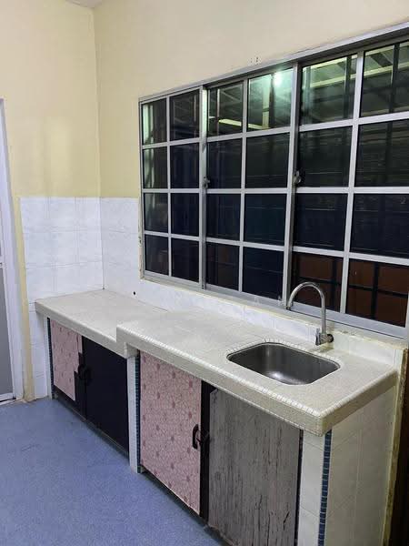 2-storey Terraced House for Rent in SS19 (Subang Jaya) - Ivan Tan - Kitchen - PropertyGuru.com.my