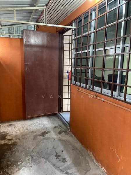 2-storey Terraced House for Rent in SS19 (Subang Jaya) - Ivan Tan - Entrance - PropertyGuru.com.my