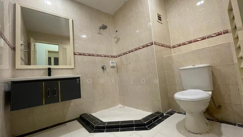 Kediaman Servis untuk Dijual di Megan Ambassy - Tony Low - PropertyGuru.com.my