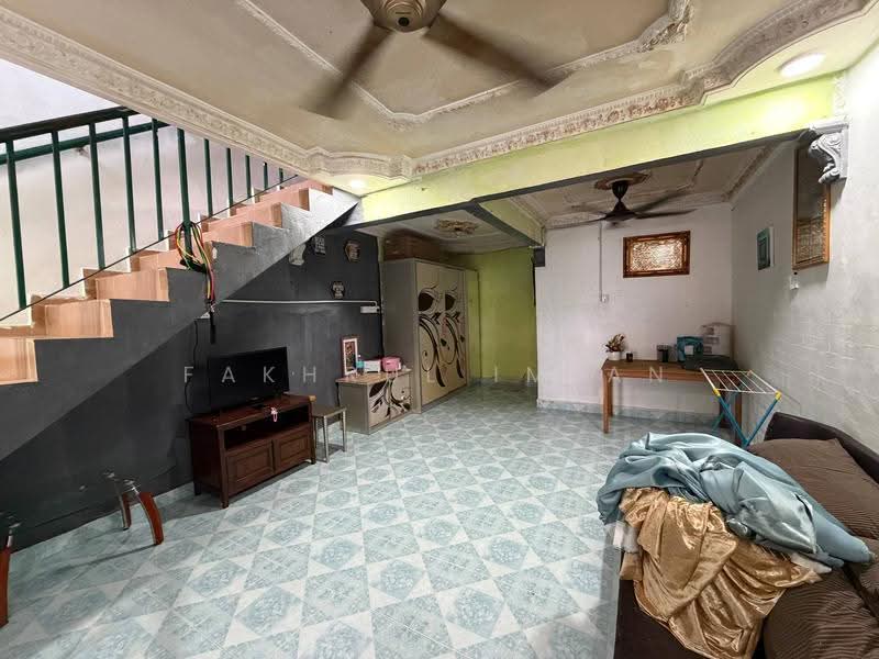 2-storey Terraced House for Sale in Taman Kota Masai (Pasir Gudang) - Fakhrul Imlan - Living Room - PropertyGuru.com.my