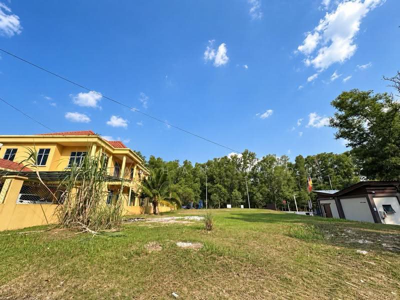 Bungalow Land for Sale in Bandar Country Homes (Rawang) - Visaghan Naidu - Exterior - PropertyGuru.com.my