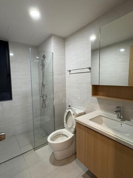 Kediaman Servis untuk Dijual di Aradia Residence @ Lake City KL North - Jayden Chong - Bathroom - PropertyGuru.com.my