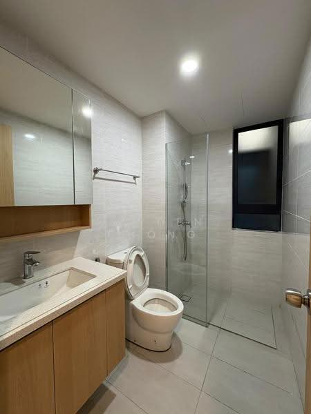Kediaman Servis untuk Dijual di Aradia Residence @ Lake City KL North - Jayden Chong - Bathroom - PropertyGuru.com.my