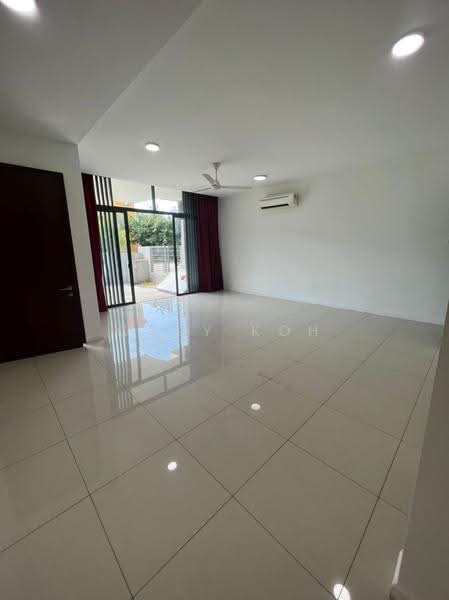 3-storey Terraced House for Rent in Lake Fields (Sungai Besi) - Cady Koh - Living Room - PropertyGuru.com.my