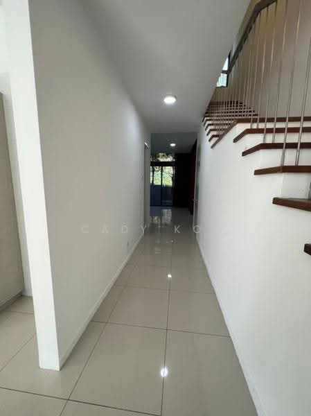 3-storey Terraced House for Rent in Lake Fields (Sungai Besi) - Cady Koh - Corridor - PropertyGuru.com.my