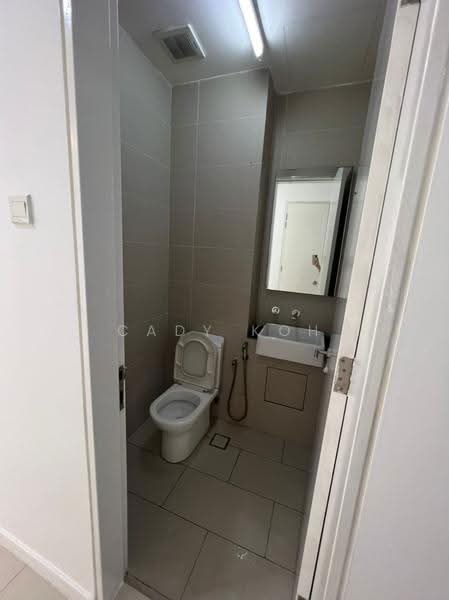 3-storey Terraced House for Rent in Lake Fields (Sungai Besi) - Cady Koh - Bathroom - PropertyGuru.com.my