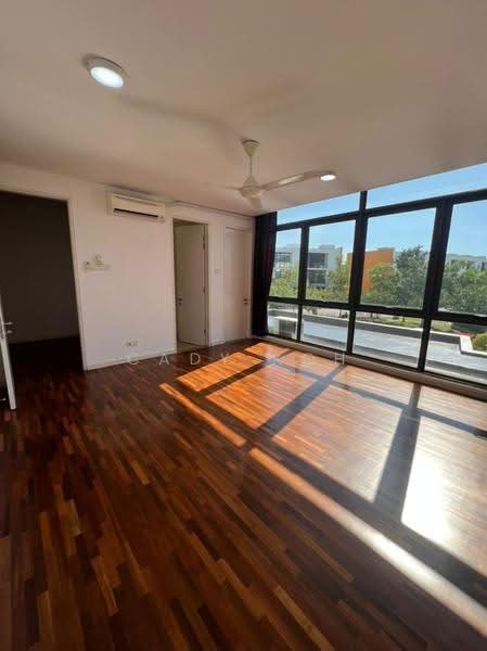 3-storey Terraced House for Rent in Lake Fields (Sungai Besi) - Cady Koh - Interior - PropertyGuru.com.my