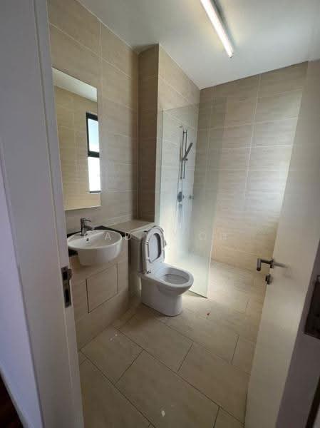3-storey Terraced House for Rent in Lake Fields (Sungai Besi) - Cady Koh - Bathroom - PropertyGuru.com.my