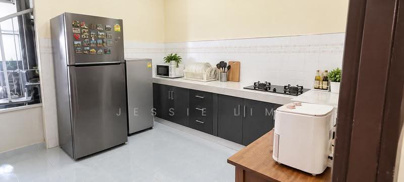 1.5-storey Terraced House for Sale in Usj 3 (Subang Jaya) - Jessie Lim - Kitchen - PropertyGuru.com.my