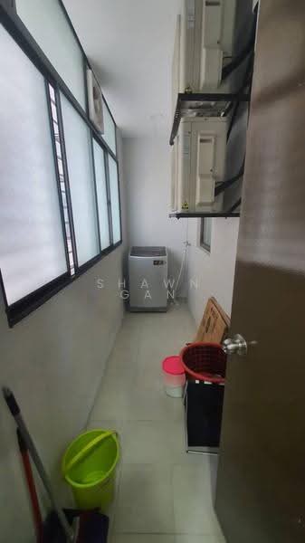 Kediaman Servis untuk Disewa di Suria Putra - Shawn Gan - Balcony - PropertyGuru.com.my
