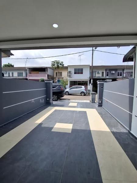Rumah Teres 2-Tingkat untuk Dijual di Taman Cahaya Masai (Pasir Gudang) - Amber Hew - Exterior - PropertyGuru.com.my