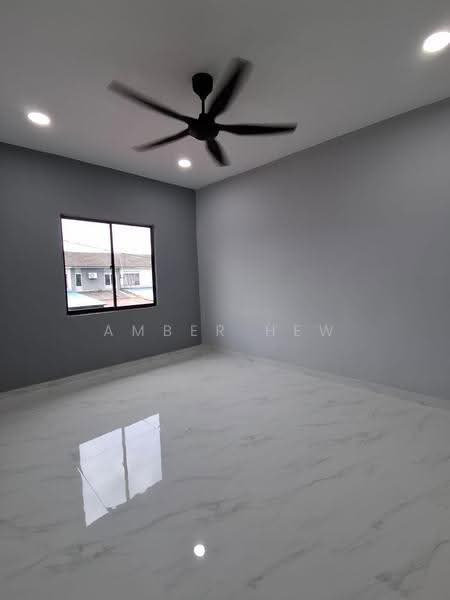 Rumah Teres 2-Tingkat untuk Dijual di Taman Cahaya Masai (Pasir Gudang) - Amber Hew - Interior - PropertyGuru.com.my