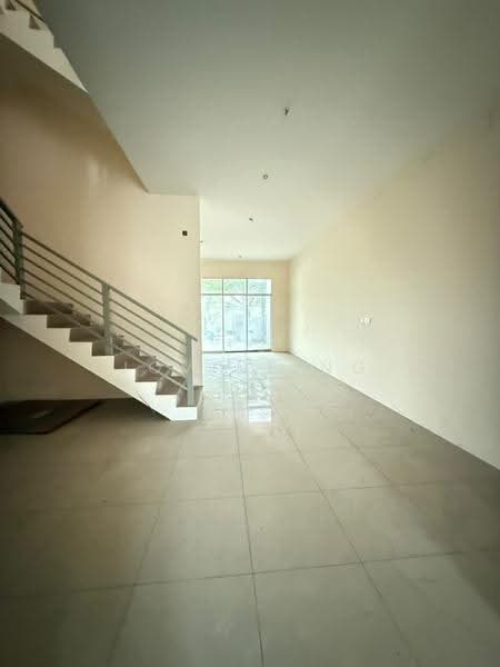 Rumah Teres 3-Tingkat untuk Dijual di Taman Kota Permai (Bukit Mertajam) - Jovine Ng - Interior - PropertyGuru.com.my