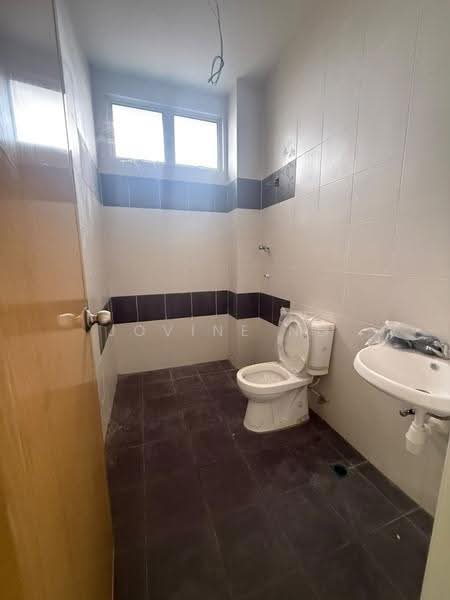 Rumah Teres 3-Tingkat untuk Dijual di Taman Kota Permai (Bukit Mertajam) - Jovine Ng - Bathroom - PropertyGuru.com.my