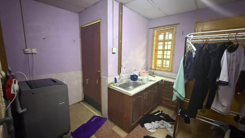 Terraced House for Sale in Bandar Baru Kuala Selangor (Kuala Selangor) - Fatin Azemi - Kitchen - PropertyGuru.com.my