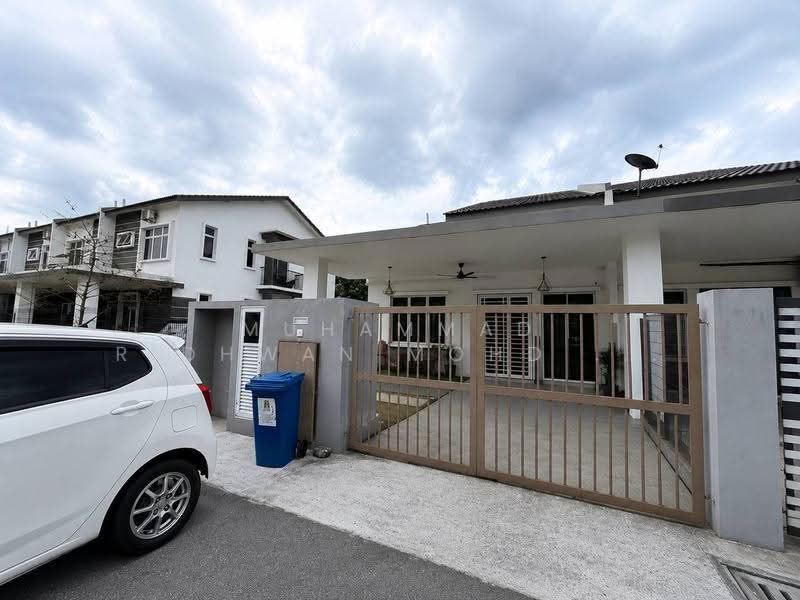 Rumah Teres 1-Tingkat untuk Dijual di Teluk Panglima Garang (Banting) - Muhammad Ridhwan Mohd Huzairi - Exterior - PropertyGuru.com.my