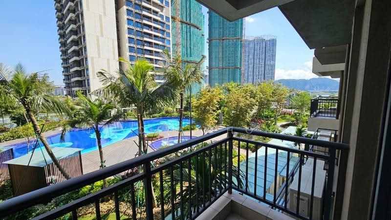 Kediaman Servis untuk Dijual di Aradia Residence @ Lake City KL North - Jayden Chong - Balcony - PropertyGuru.com.my