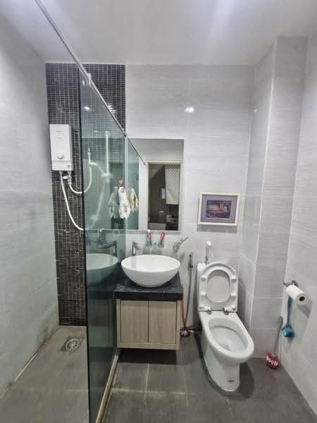 2-storey Terraced House for Sale in Luyang Perdana (Kota Kinabalu) - Fiona Lai - Bathroom - PropertyGuru.com.my