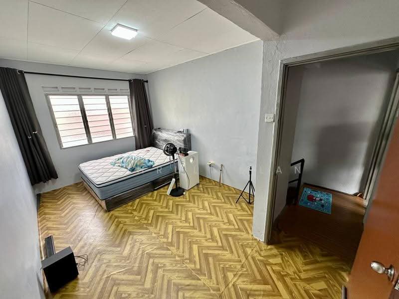 2-storey Terraced House for Sale in Bandar Seri Alam (Masai) - Fakhrul Imlan - Bedroom - PropertyGuru.com.my