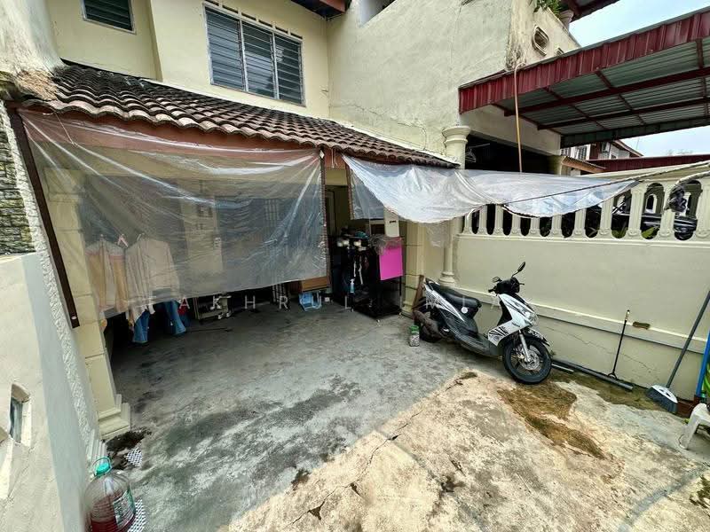 2-storey Terraced House for Sale in Bandar Seri Alam (Masai) - Fakhrul Imlan - Exterior - PropertyGuru.com.my