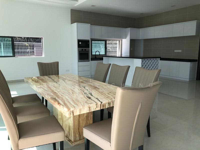 Bungalow House for Sale in Subang Heights (Subang Jaya) - Chester Cheng - PropertyGuru.com.my