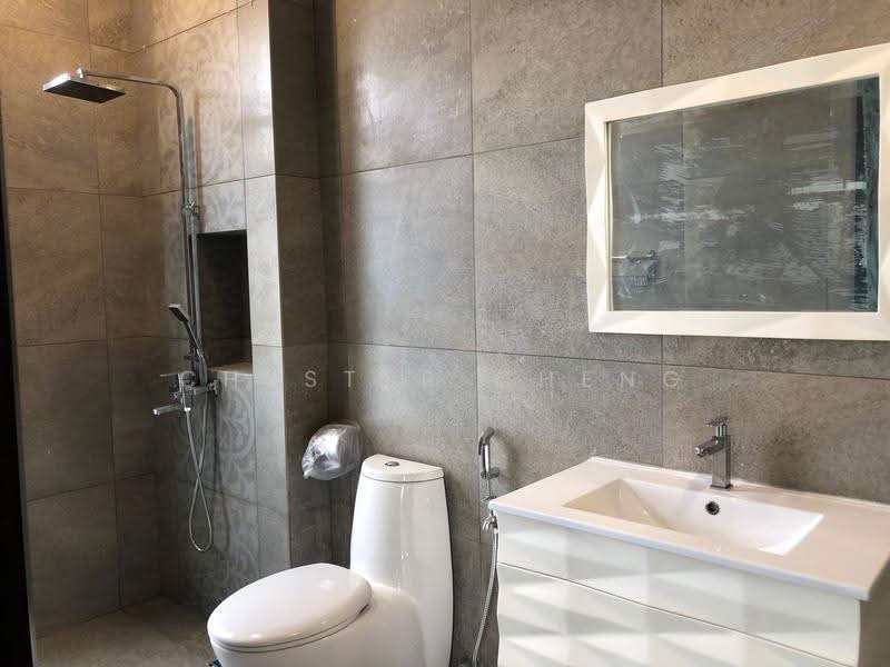 Bungalow House for Sale in Subang Heights (Subang Jaya) - Chester Cheng - PropertyGuru.com.my