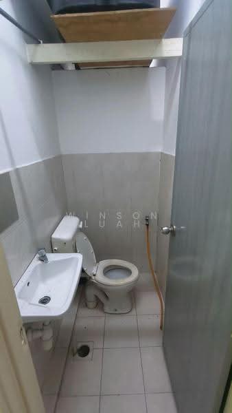 Flat for Rent at Taman Ehsan Jaya - Winson Luah - Bathroom - PropertyGuru.com.my