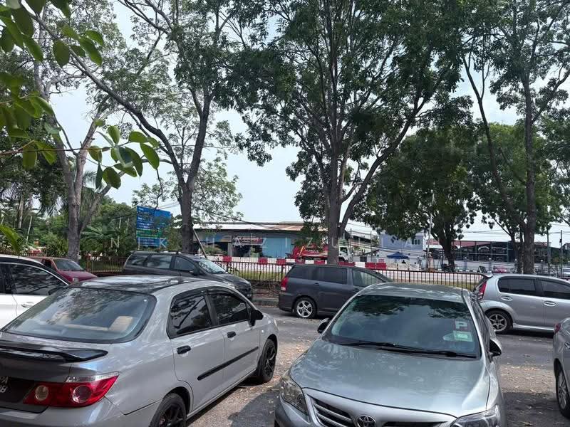 Shop for Rent in Kapar (Selangor) - Nik Hazizullah - PropertyGuru.com.my